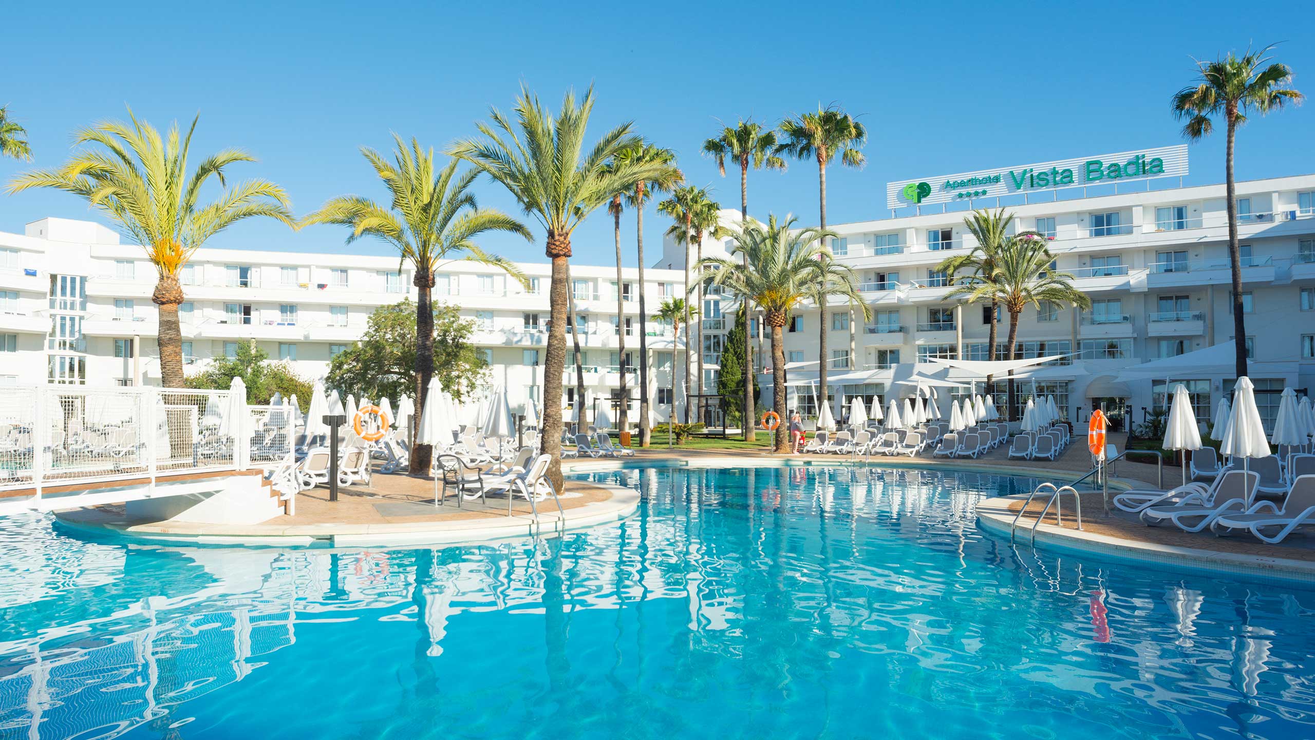 Protur Vista Badia Aparthotel in Sa Coma, Mallorca - Protur Hotels
