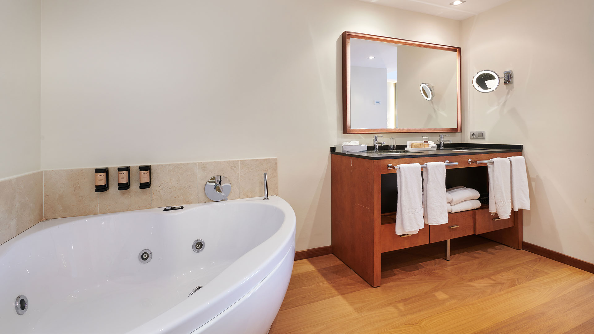 Junior Suite Deluxe