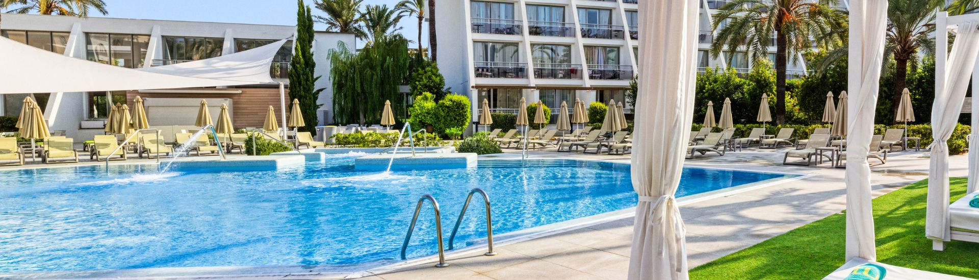 Escapadas hoteles cuatro estrellas Sa Coma