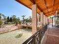 Protur Badia Park Aparthotel Entrance
