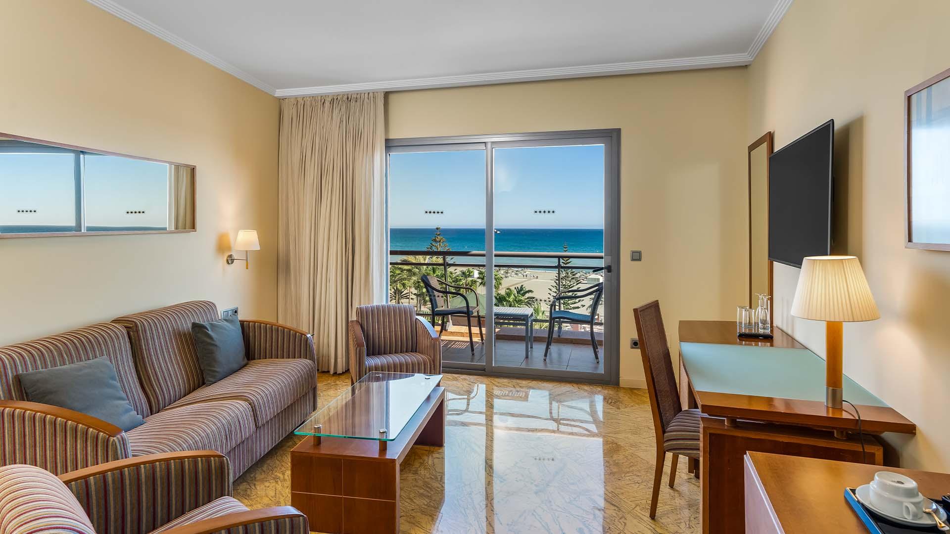 Suite Elite Protur Roquetas Hotel & Spa