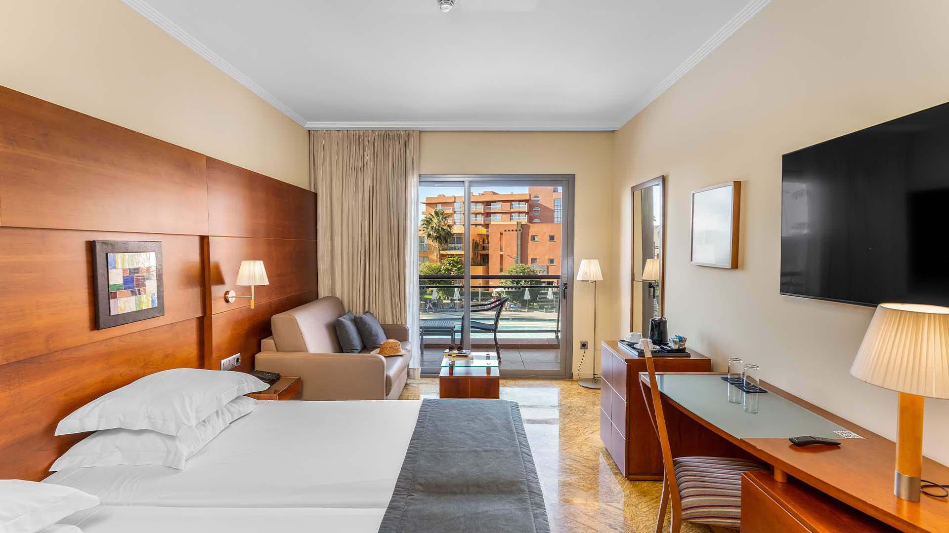 Superior Family Room for 3 People – Protur Roquetas Hotel &amp; Spa