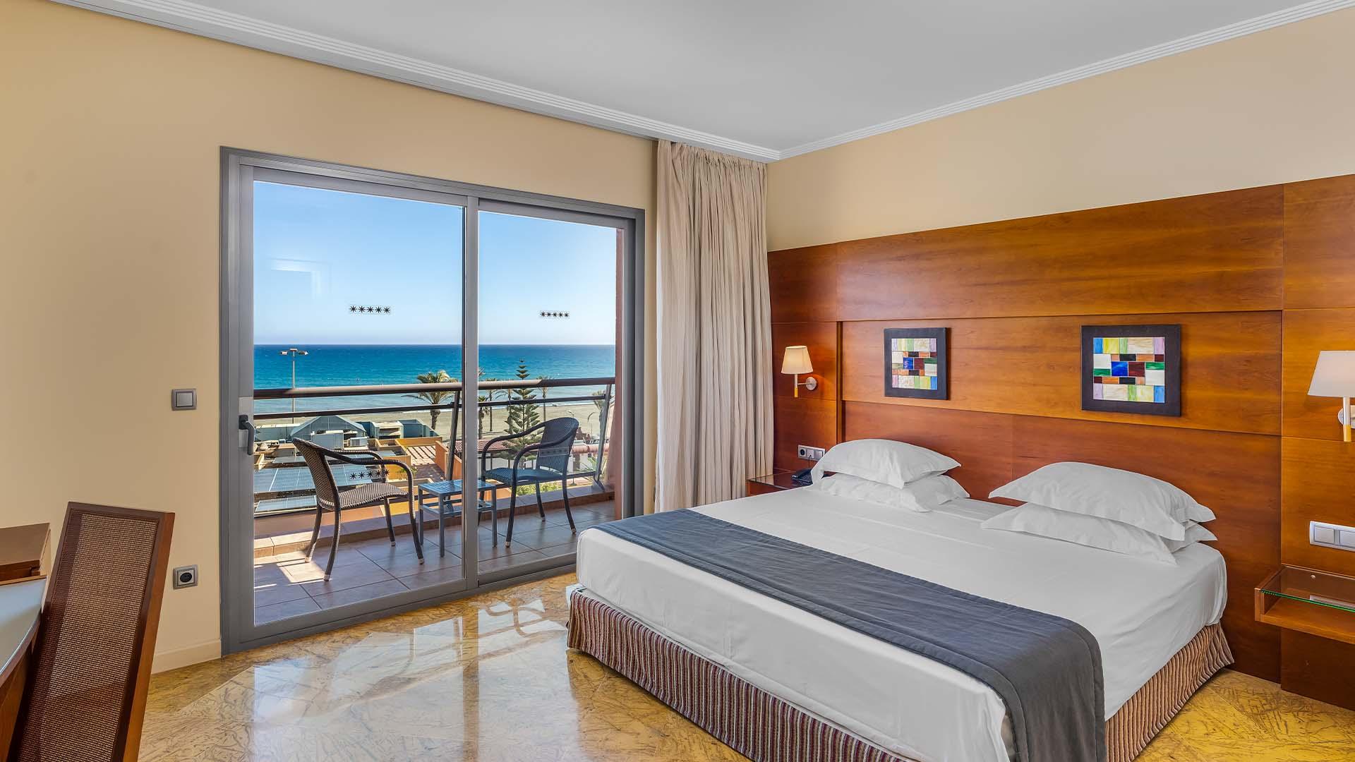 Suite Elite Protur Roquetas Hotel & Spa