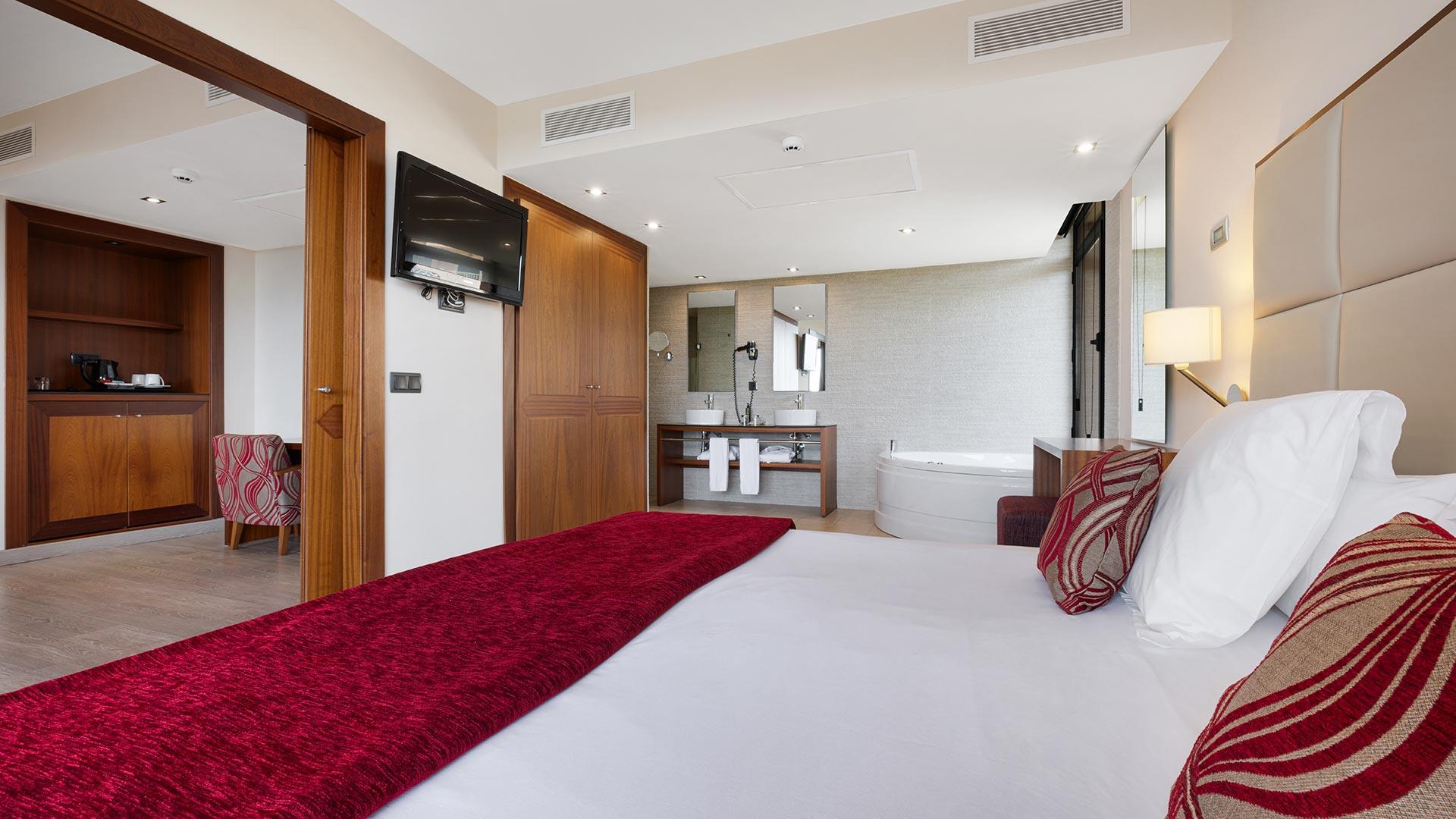 Junior Suite Superior Protur Turo Pins Hotel