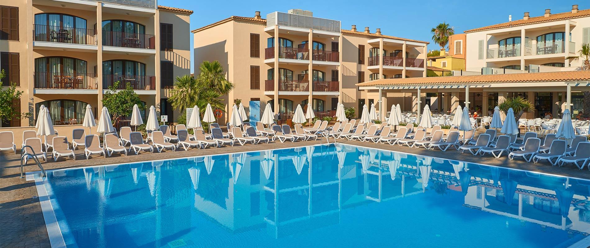 Protur Floriana Resort Apartamentos - 3 Estrellas - Cala Bona, Mallorca
