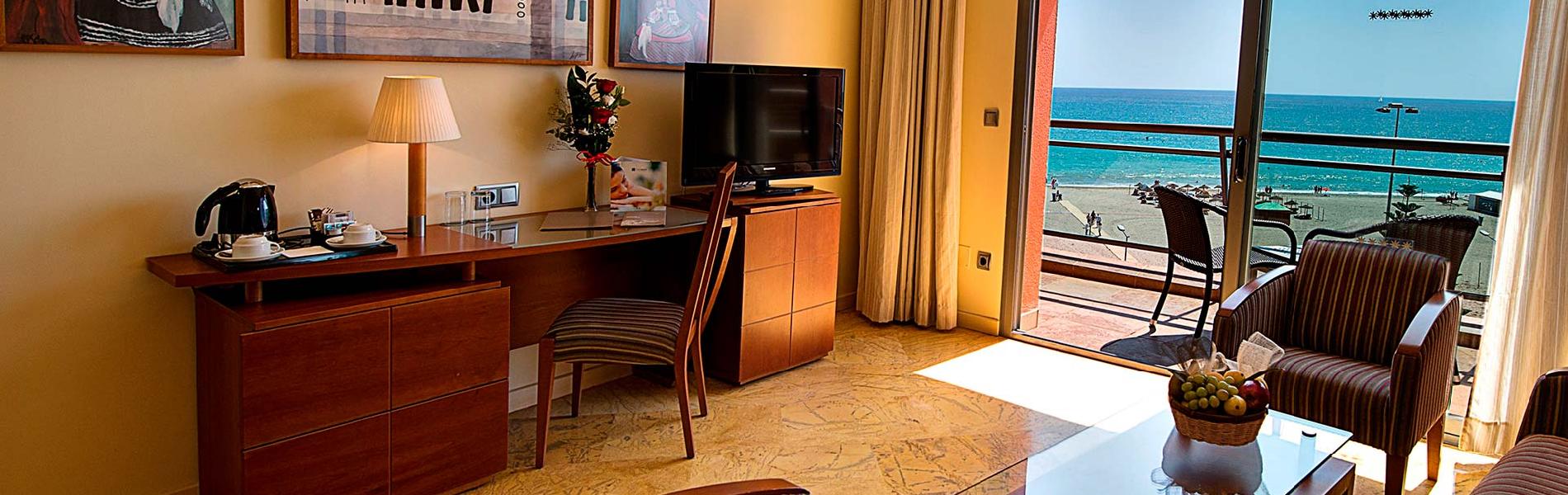 Suite Familiar para 6 personas Protue Roquetas Hotel & Spa