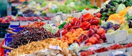 De compras al mercado de Son Servera