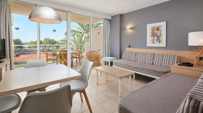aparthotel-protur-floriana-resort-cala-bona-apartment-view